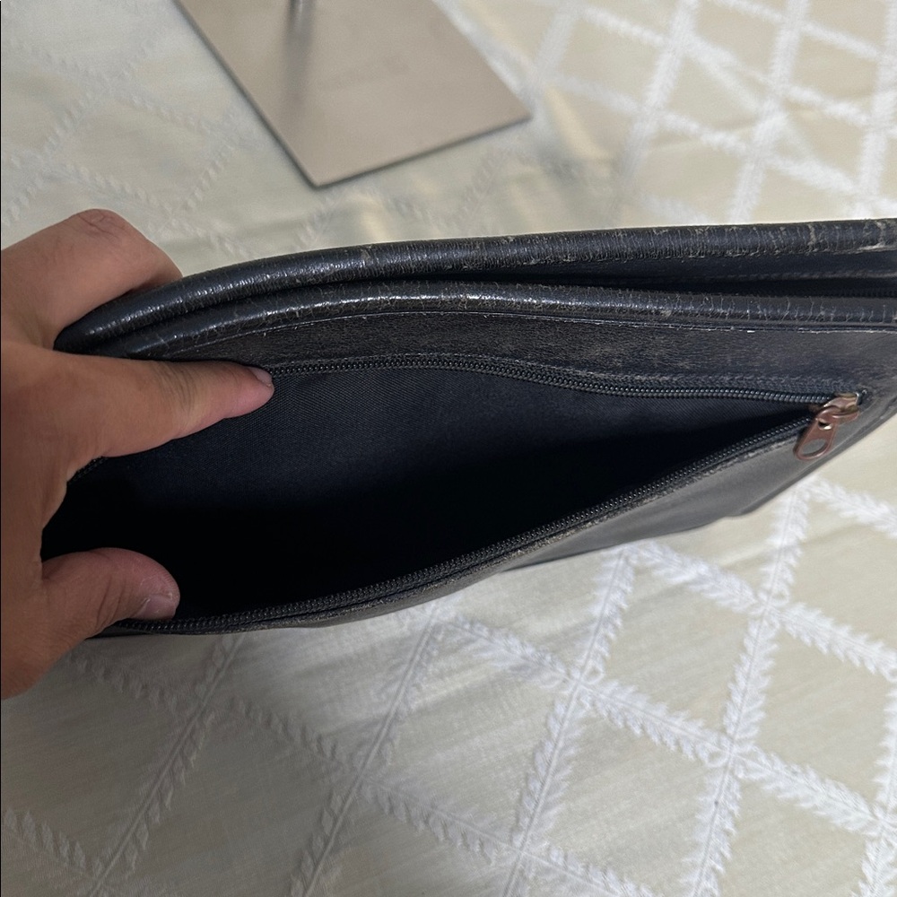 Coach Black Leather Clutch Bag - Picture 3 of 9